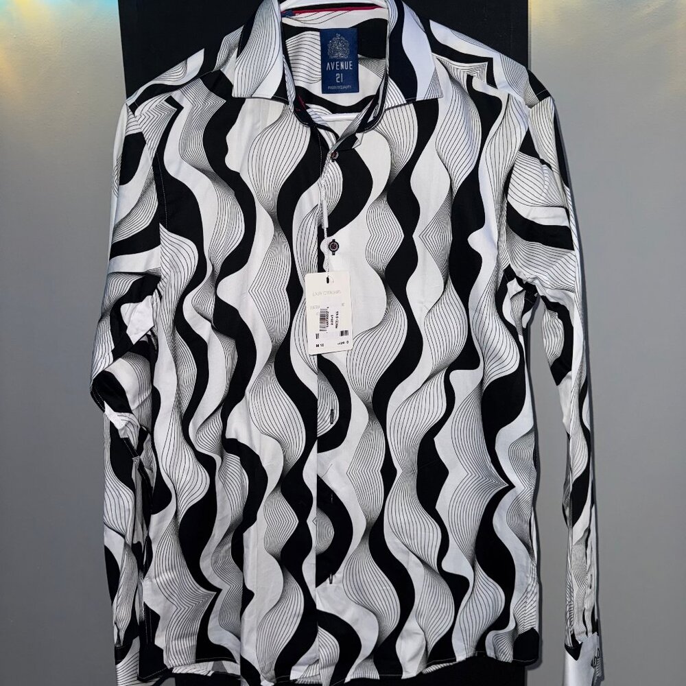 Avenue 21 Wave Print Dress Shirt